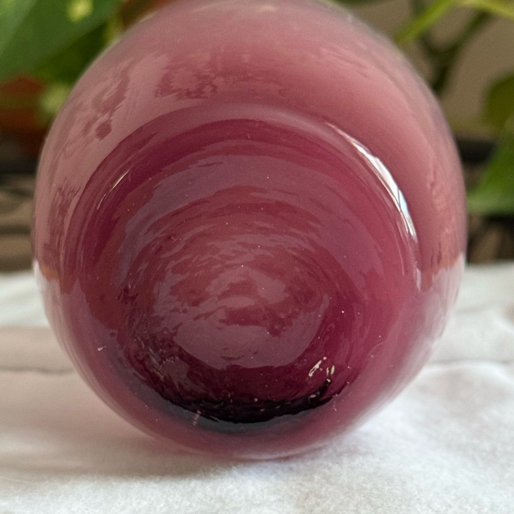Vintage Lavender Ombre Art Glass Purple Gradient Vase Scandinavian Mid-Century - Picture 8 of 9